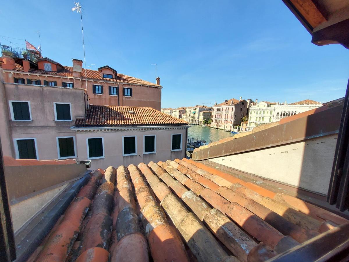 Residenza La Veranda A Rialto Venesia Bagian luar foto